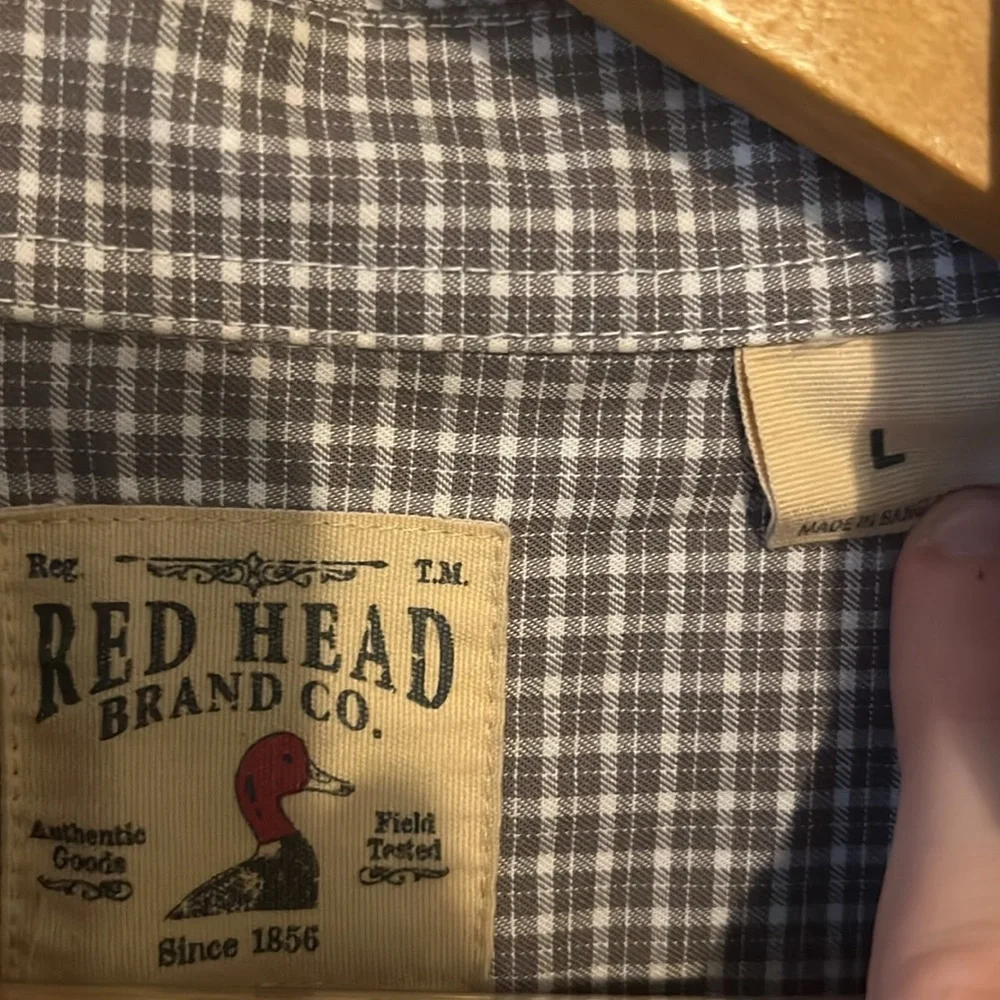 Redhead button up - Picture 3 of 3